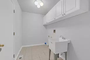 1917 Chestnut Grove Dr, Plainfield, IL 60586 - Photo 11
