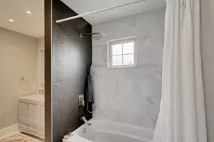 10644 S Peoria St, Chicago, IL 60643 - Photo 15