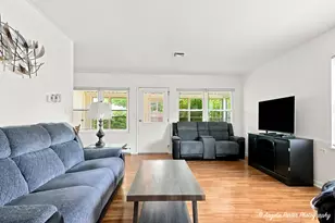 7323 Chevy Chase Ct, Fox Lake, IL 60020 - Photo 5