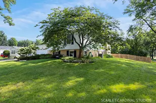 1881 Cambridge Ln, Wheaton, IL 60189 - Photo 3