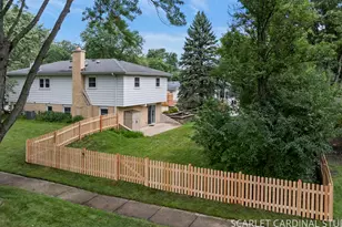 1881 Cambridge Ln, Wheaton, IL 60189 - Photo 23