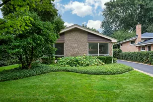 9255 Springfield Ave, Evanston, IL 60203 - Photo 3