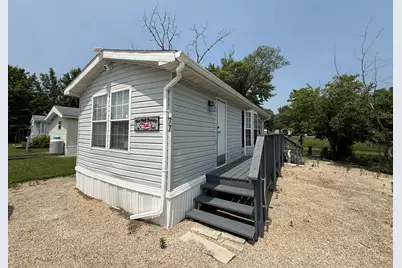 77 Dinosaur Road, Wilmington, IL 60481 - Photo 1