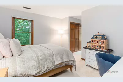 2145 Kenton Lane, Libertyville, IL 60048 - Photo 33