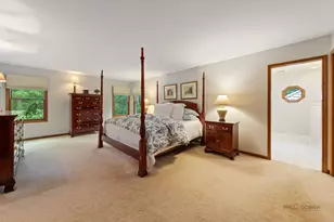 2145 Kenton Ln, Libertyville, IL 60048 - Photo 25