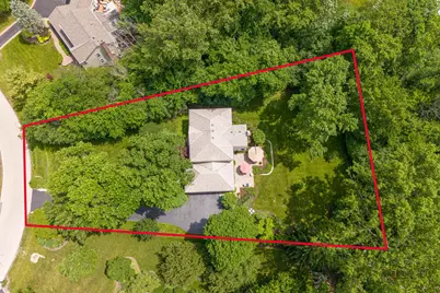 2145 Kenton Lane, Libertyville, IL 60048 - Photo 51