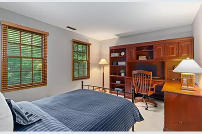 2145 Kenton Lane, Libertyville, IL 60048 - Photo 31