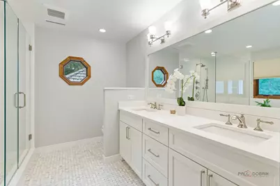 2145 Kenton Lane, Libertyville, IL 60048 - Photo 27