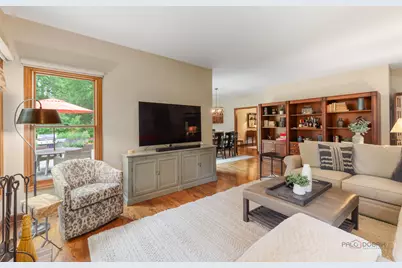 2145 Kenton Lane, Libertyville, IL 60048 - Photo 19