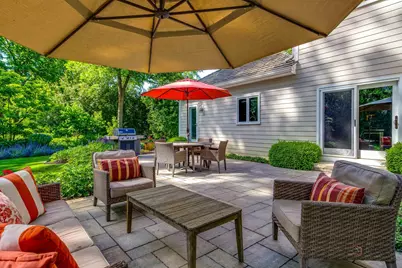 2145 Kenton Lane, Libertyville, IL 60048 - Photo 43