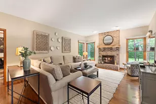 2145 Kenton Ln, Libertyville, IL 60048 - Photo 17