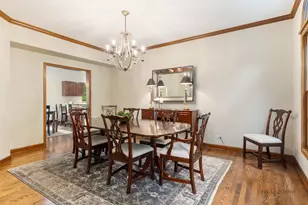 2145 Kenton Ln, Libertyville, IL 60048 - Photo 7
