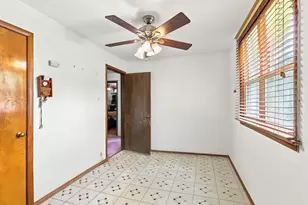 12717 S Morgan St, Chicago, IL 60643 - Photo 9