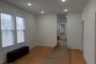 13140 S Buffalo Ave, Chicago, IL 60633 - Photo 7