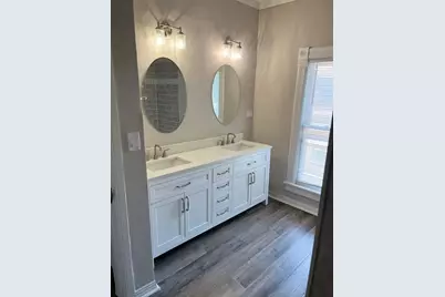 61 7th Avenue, La Grange, IL 60525 - Photo 11