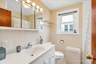 143 Woodstock Ave, Clarendon Hills, IL 60514 - Photo 13
