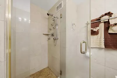 601 E 32nd Street #310, Chicago, IL 60616 - Photo 15