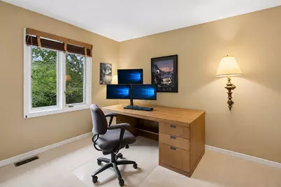 612 Paddock Lane, Libertyville, IL 60048 - Photo 15