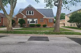 9316 S Harding Ave, Evergreen Park, IL 60805 - Photo 1