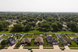 1324 Eagle Bluff Dr, Bourbonnais, IL 60914 - Photo 37