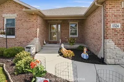 1324 Eagle Bluff Drive, Bourbonnais, IL 60914 - Photo 3