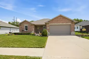 1324 Eagle Bluff Dr, Bourbonnais, IL 60914 - Photo 1