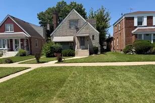 8504 S Prairie Ave, Chicago, IL 60619 - Photo 1