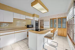 602 E Hackberry Dr, Arlington Heights, IL 60004 - Photo 9