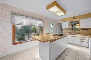 602 E Hackberry Dr, Arlington Heights, IL 60004 - Photo 11
