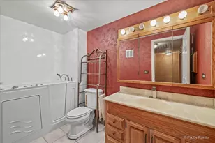 602 E Hackberry Dr, Arlington Heights, IL 60004 - Photo 27