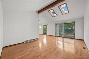 602 E Hackberry Dr, Arlington Heights, IL 60004 - Photo 5