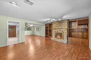 602 E Hackberry Dr, Arlington Heights, IL 60004 - Photo 13