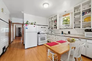 5058 W Barry Ave, Chicago, IL 60641 - Photo 9