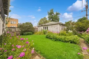 5058 W Barry Ave, Chicago, IL 60641 - Photo 21