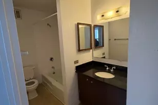 5100 N Marine Dr, Chicago, IL 60640 - Photo 19