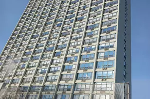 5100 N Marine Dr, Chicago, IL 60640 - Photo 3