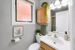 2455 W Arthington St, Chicago, IL 60612 - Photo 9