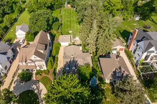 4820 Lee Ave, Downers Grove, IL 60515 - Photo 11