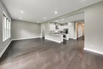 307 Camberley Lane, Lincolnshire, IL 60069 - Photo 11