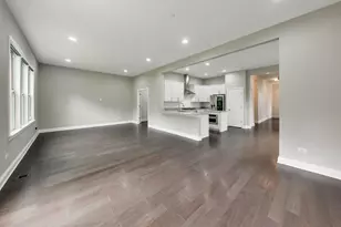 307 Camberley Ln, Lincolnshire, IL 60069 - Photo 11