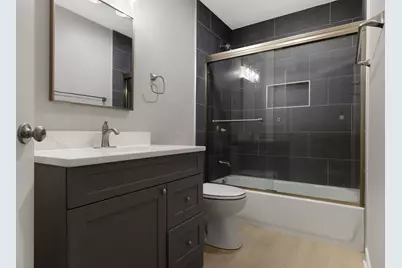 [Address not provided], Streamwood, IL 60107 - Photo 15