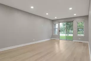 [Address not provided], Streamwood, IL 60107 - Photo 11