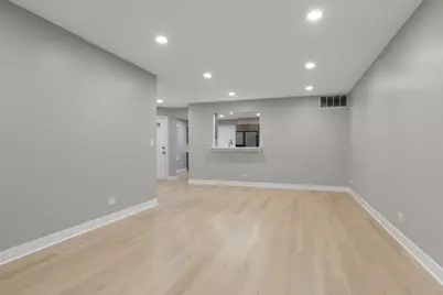 [Address not provided], Streamwood, IL 60107 - Photo 13