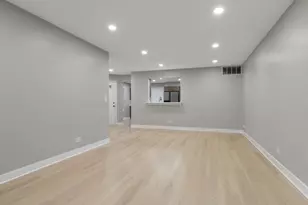 [Address not provided], Streamwood, IL 60107 - Photo 13