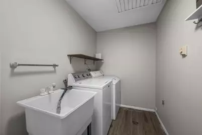 410 S Wilke Road, Palatine, IL 60074 - Photo 15