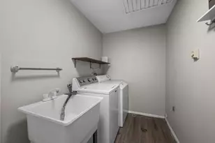 410 S Wilke Rd, Palatine, IL 60074 - Photo 15