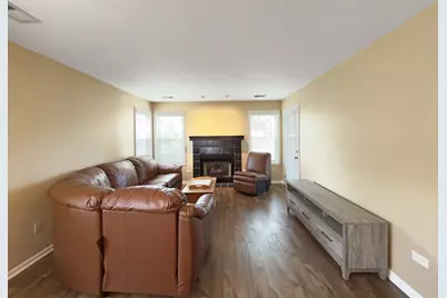 322 Winfield Court #-, Schaumburg, IL 60194 - Photo 9