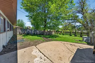 41557 N Illinois St, Zion, IL 60099 - Photo 19