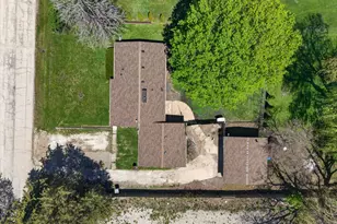 41557 N Illinois St, Zion, IL 60099 - Photo 25