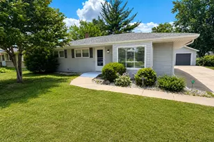 5005 Carol Ct, Rockford, IL 61108 - Photo 1